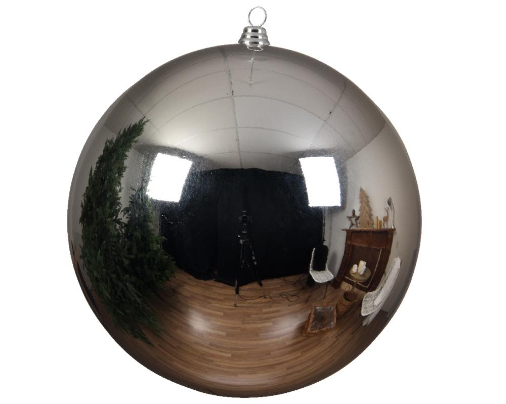 Baubles shatterproof shiny
