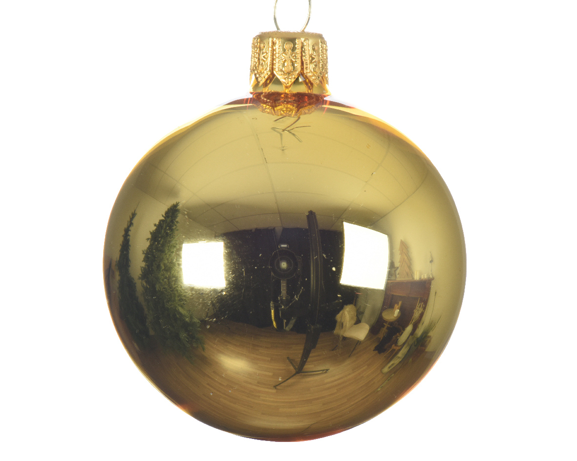 Bauble glass shiny