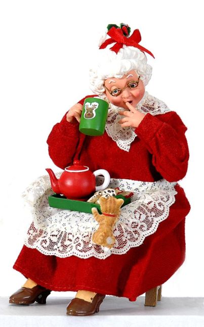 28cm Mrs Santa sitting